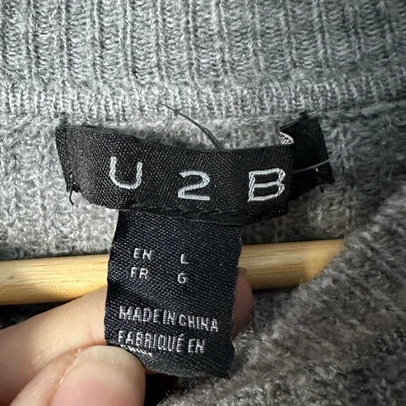 U2B gray high low sweater size L - Picture 3 of 3